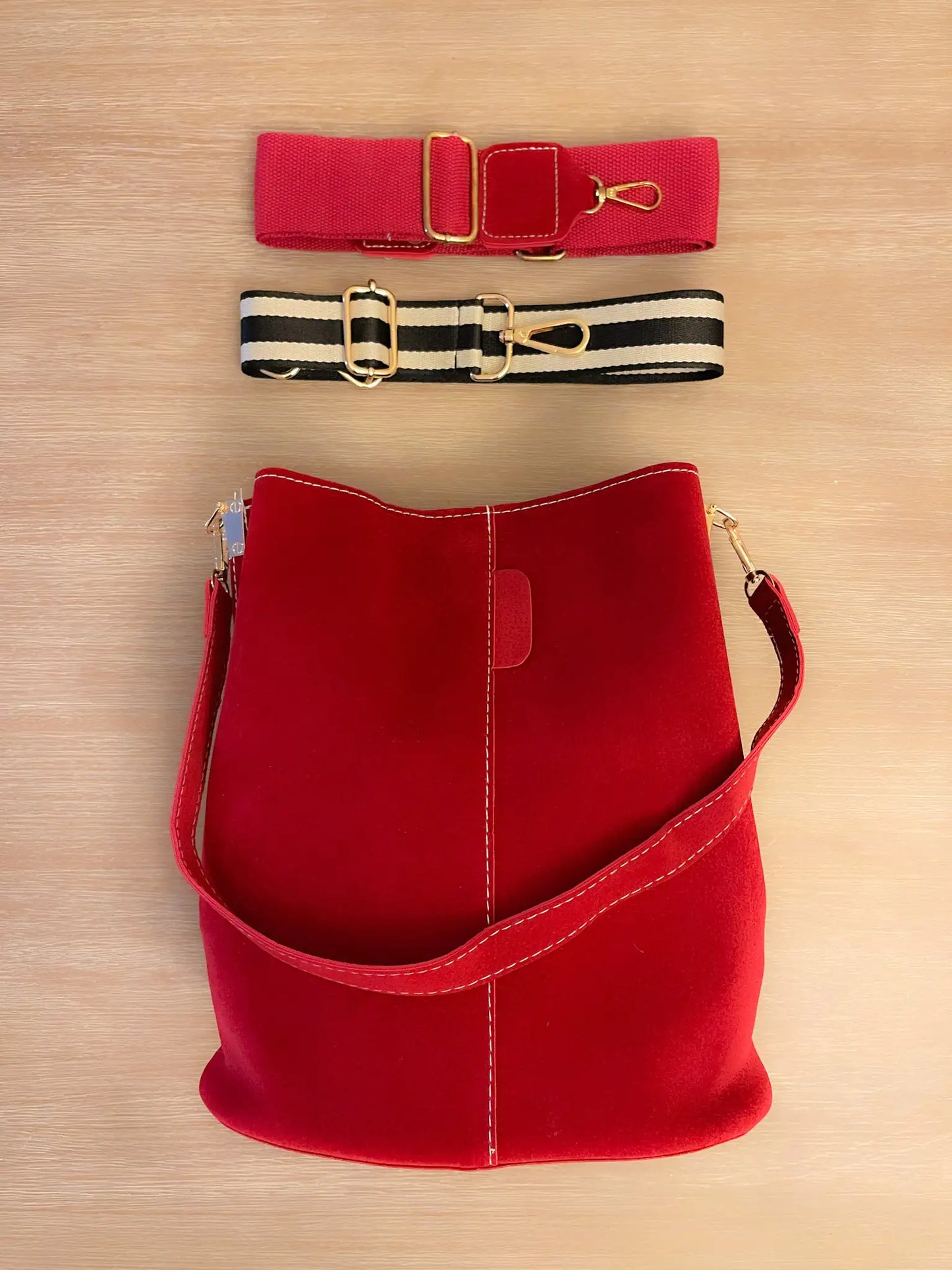 Blake Shoulder Bag -Red